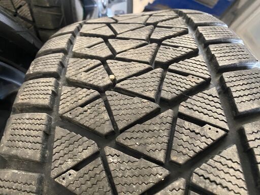 285/50R20 ランドクルーザー200 純正ホイール　スタッドレス付き4本 ランドクルーザー200後期 ZX純正ホイール285/50R20 スタッドレス付き4本