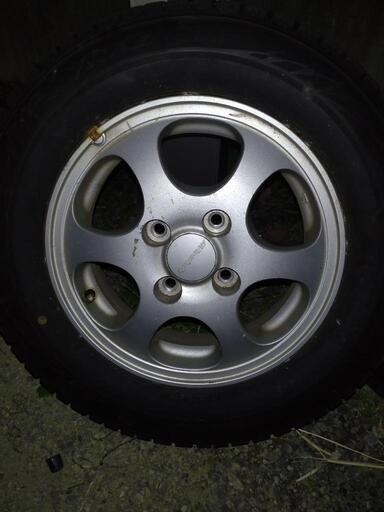 中古サマータイヤホイールセット【205/60R16 YOKOHAMA RV-02】[16x6.0+ 