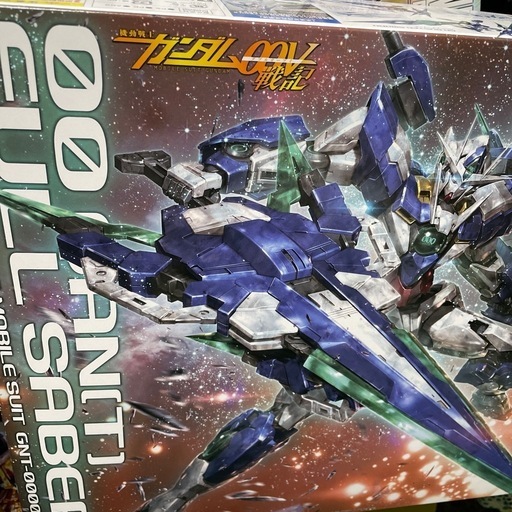 MGダブルオークアンタフルセイバー ガンプラ「ダブルオークアンタフル
