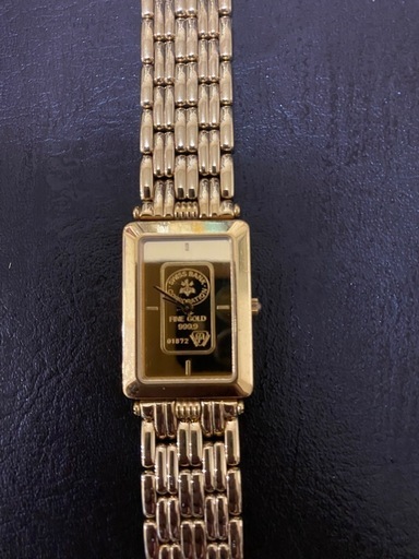 腕時計ブラック、電池交換の必要あり BVLGARI ブラックダイヤル 時計