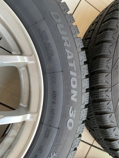 セレナ c26 純正アルミホイール スタッドレスタイヤ ブリザック VRX2