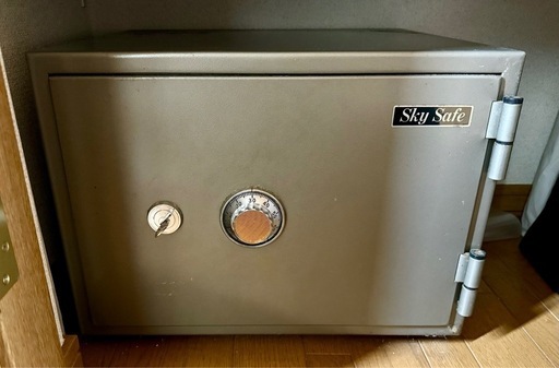美品　金庫　ダイヤル\u0026鍵式