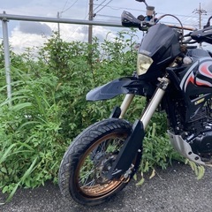 SUZUKI RG250E ロケットカウルサイドカウルタンクリアカウルフルセットZ2仕様神風特攻隊仕様 (HITACHI) 千葉のスズキ の中古あげます・譲ります｜ジモティーで不用品の処分