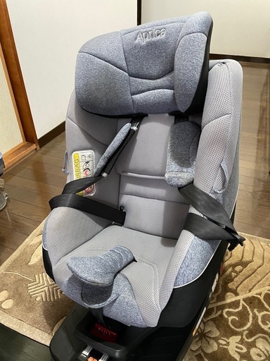 【送料込み♡早い者勝ち】Aprica クルリラAC チャイルドシート アップリカ クルリラAC 送料無料‼早い者勝ち