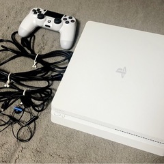 PS4 本体 (引き取り限定) 今週中に取引出来る方は値引きします！ PS4 本体 (引き取り限定) 今週中に取引出来る方は値引きします！