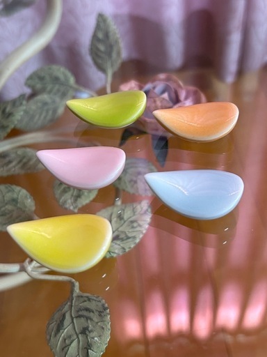 カラフルな陶器製箸置き5個セット　チョッパースティック　chopstick rest
