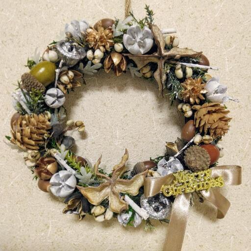 handmade　クリスマスリース　色んな実たくさん！