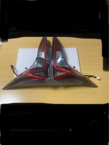 50 プリウス 前期 純正テールランプ 4点セット プリウス ZVW50