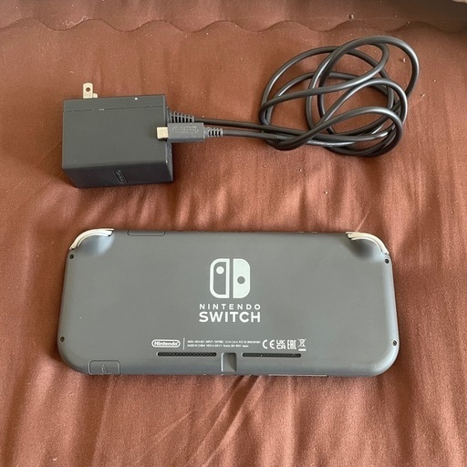 Nintendo SwitchLiteグレーやや傷あり箱あり充電器込みSwitchLite 