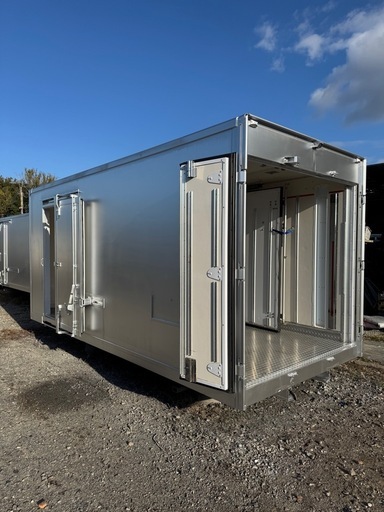 仕上げ済み！断熱材入り！バイクガレージ！使い勝手抜群！倉庫物置用 4