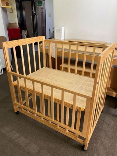 美品】【掲載期限有り】ベビーベッド ベビー用品 ベビーベッドの中古 