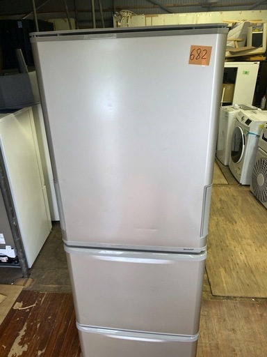 NO 682 北九州市内配送設置無料保証付きシャープ SHARP 冷蔵庫 （350L  