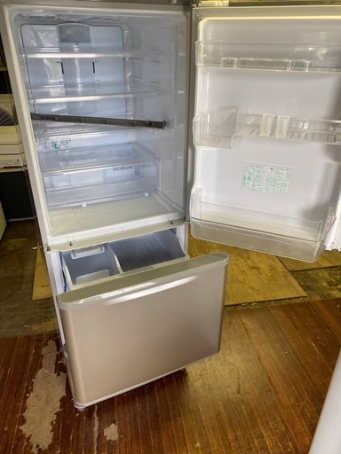 NO 682 北九州市内配送設置無料保証付きシャープ SHARP 冷蔵庫 （350L  