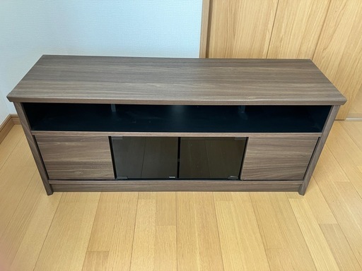 ダッシュボード、テレビ台
