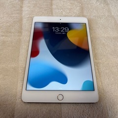 iPad初代 充電器、おまけ付き！SIMなし32GB早い者勝ち！