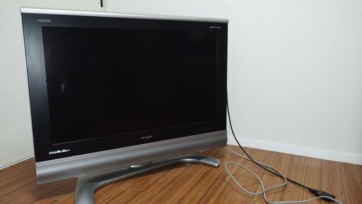 【値下げしました！】個人出品！[直接お渡し限定] SHARP シャープ 液晶テレビ 32V型 2006年モデル
