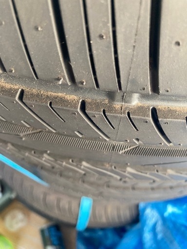 未使用新品タイヤ