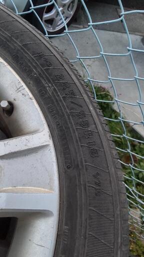 三菱デリカD5 純正アルミホイール 夏タイヤ 225/55R18 中古 三菱デリカD5 純正アルミホイール 夏タイヤ 225/55R18 中古
