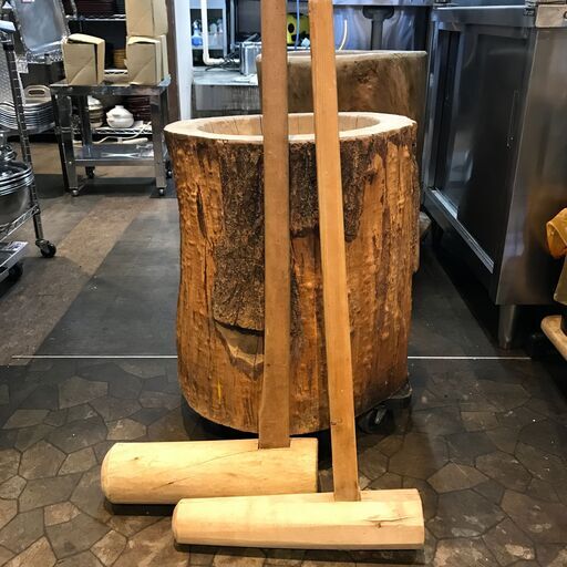 【引き取り限定】中古品　餅つきセット①小　臼　杵　欅　2本セット