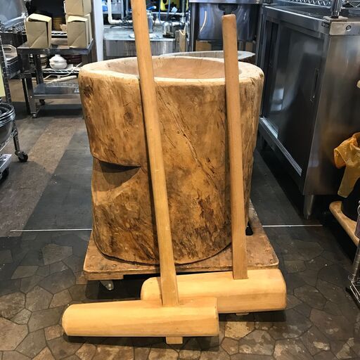 【引き取り限定】中古品　餅つきセット②大　臼　杵　欅　2本セット