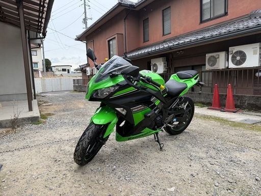 ZZR250お話中先着順ですので欲しい方は連絡下さい