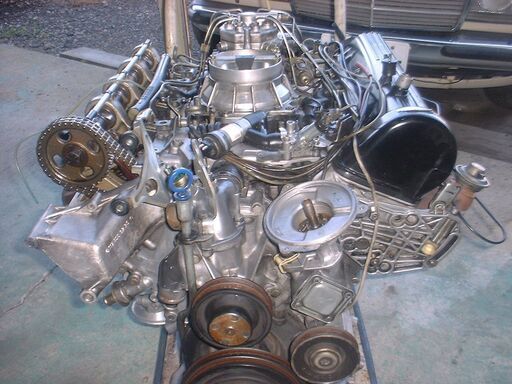 Mベンツ108-280Sツインキャブ用シリンダーヘツト販売