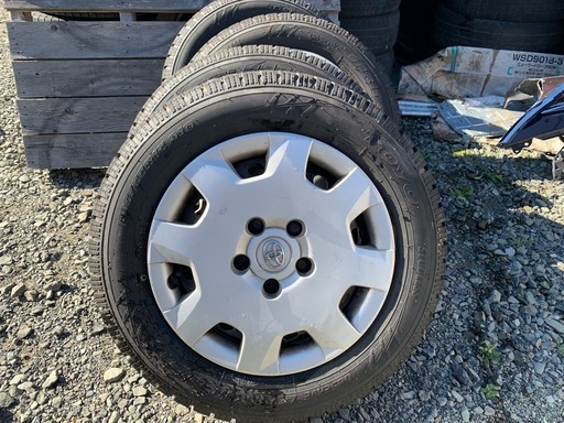 スタッドレス4本セット 195/65/15 ノア、ヴォクシーに〜 195/65R15