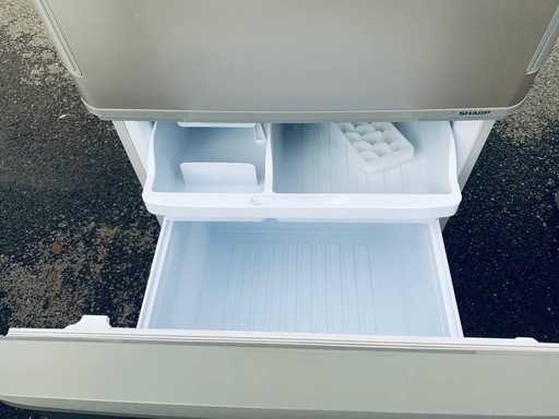 ♦️ SHARPノンフロン冷凍冷蔵庫【2017年製】SJ-W352C-N シャープ