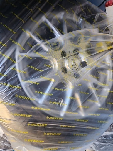 取引中 アルミホイルール付きスタッドレスタイヤ4本セット 2256517  