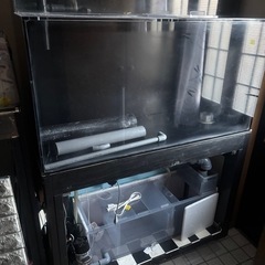 今から引き取り可能な方のみ。ばら売りなし アクリル水槽セット サイズ