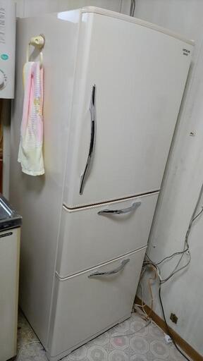 日立インバーター小型冷蔵庫 自動製氷付き