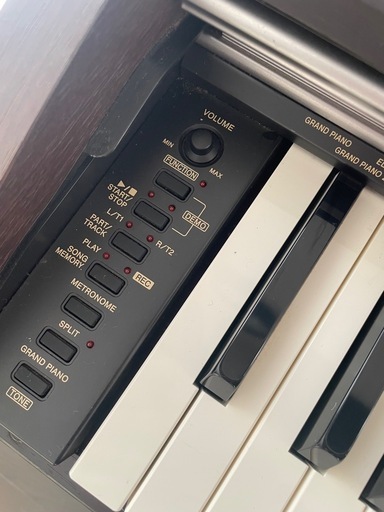 カシオ 電子キーボード 61鍵盤 スタンド/マイク/譜面立て付き LK-105 電子ピアノ ☆ 札幌市 北区 屯田 カシオ 電子キーボード 61鍵盤 スタンド/マイク/譜面立て付き LK-105