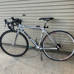 [受渡し完了しました] TREC alpha ロードバイク 18S カーボンフォーク仕様 整備済 受渡し完了しました] TREC alpha ロードバイク 18S カーボンフォーク