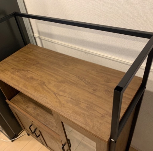 ニトリ ビンテージデザイン レンジ台 ヴィンテージテイストのゴミ箱上