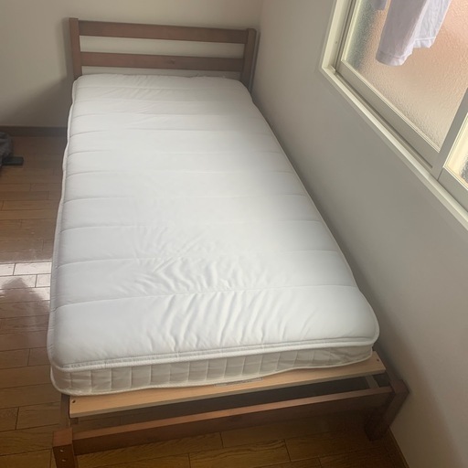 シングルベッド