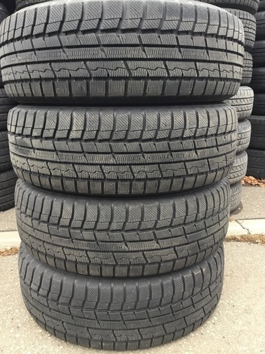 超バリ溝！】225/55R17 スタッドレスタイヤ 4本セット TOYOタイヤ