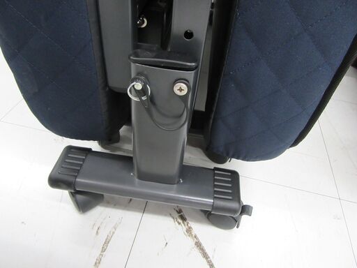 ② 折りたたみベッド マット幅 約85cm ネイビー リクライニング機能 キャスター付き 来客 簡易 ベット 苫小牧西店 ② 折りたたみベッド マット幅 約85cm ネイビー リクライニング機能