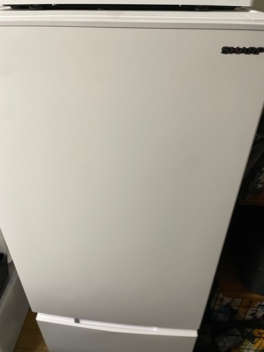 SHARP 冷蔵庫SJ-D18J-W (みな) 加治屋町のキッチン家電《冷蔵庫》の  