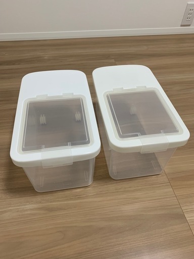 ニトリ　6kg用米びつ　2個