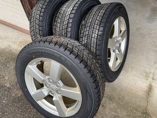 スタッドレスタイヤホイールセット 225⁄60R18デリカD5 スタッドレス