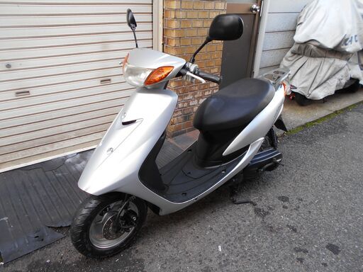 ジョグC　2ストJOG　スピード加速抜群　グリップ新品　ガソリン・Eオイル満タン ジョグC 2ストJOG スピード加速抜群 グリップ新品 ガソリン・Eオイル満タン