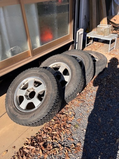 スタッドレス ランクルプラド150 265/65/R/17 ブリザック トヨタ