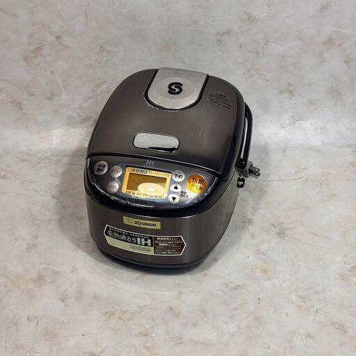 A6486【即日お取引可能‼】象印 IH式炊飯器 2014年製 NP-GF05