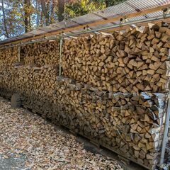 薪乾燥済【軽トラ1杯分】※引き取り限定