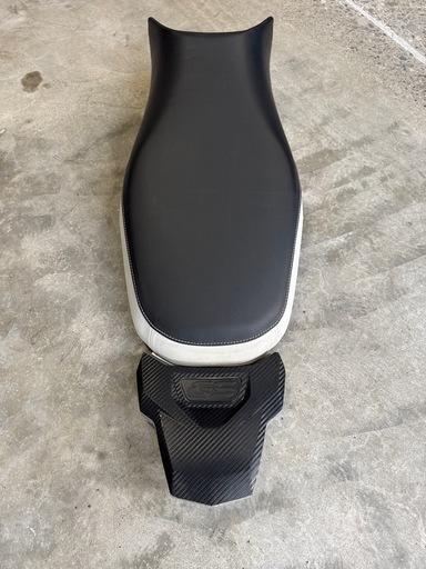 bmw r1250GSアドベンチャー、 r1200gs アドベンチャーラリーシート