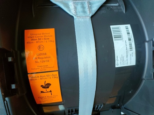 アダプター付き/メーカー保証3年以内】cybex Aton S2 アイサイズ