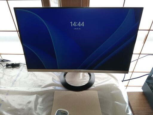 ほぼ未使用 ジャパンネクスト JN-IPS28G144UHDR ゲーミングモニタ JAPANNEXT 28インチ 4K(3840x2160)解像度 144Hzリフレッシュレート対応