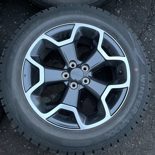 225/55R17✴︎スタットレス✴︎スバル純正ホイール 225/55R17✴︎スタットレス✴︎スバル純正ホイール