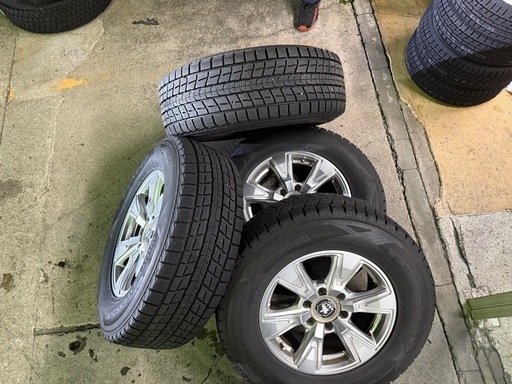 自動車 プラド 265/65R17