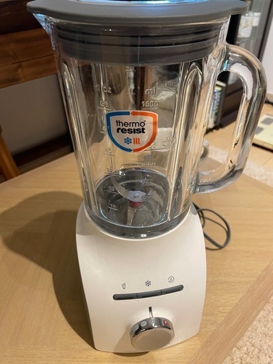 DeLonghi【デロンギ】ミキサー